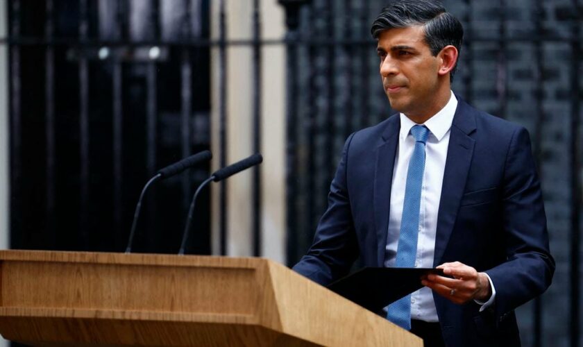 Le Premier ministre britannique Rishi Sunak prononce un discours pour annoncer la date des prochaines élections générales au Royaume-Uni, au 10 Downing Street, dans le centre de Londres, le 22 mai 2024.