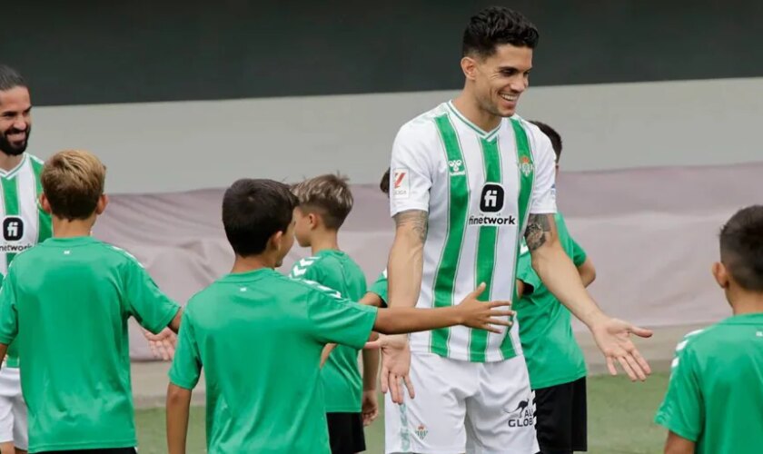 Marc Bartra sobre su futuro en el Betis: «Tengo muy claro que voy a volver al 200% para estar al mejor de los niveles»