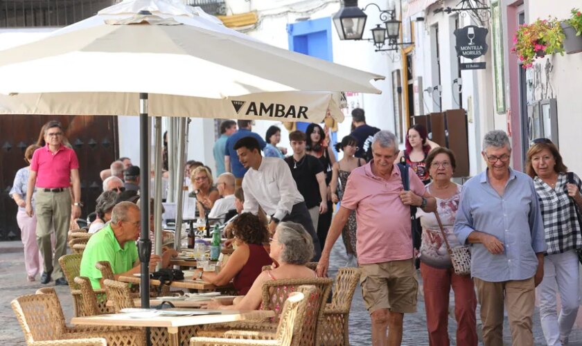 Urbanismo cambia ahora el paso: no habrá una gran ordenanza de veladores y vía pública en Córdoba