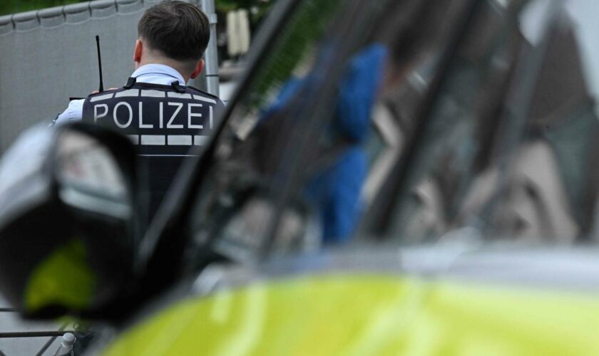 Polizist erliegt nach Messerangriff seinen schweren Verletzungen