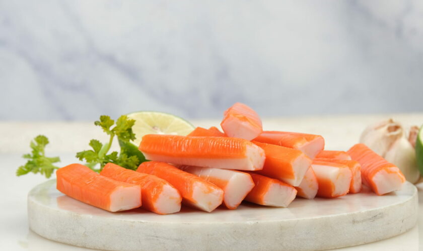 On sait précisément ce qu'il y a dans le Surimi - si vous pensiez manger du poisson, vous allez être surpris