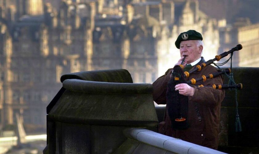 Bill Millin plays his bagpipes at Edinburgh Castle in Scotland. The lone piper who gained world-wide fame when he helped lead British Commandos during the D-Day landings ensured his possessions used at the historic event would be protected for all time. * The skirl of Bill Millin's pipes led the first Commando Brigade as it stormed Sword Beach on the first day of the Normandy landings on June 6, 1944. The 21-year-old, who had left Sandyhills near Glasgow to join the commandos, had been ordered t