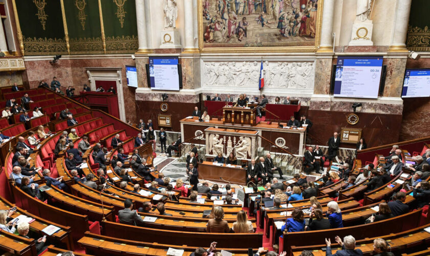 L’Assemblée approuve la création d’une aide à mourir très encadrée, après de vifs débats