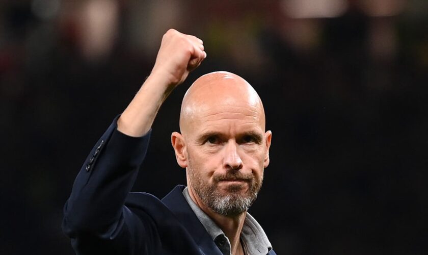 Erik ten Hag to remain Manchester United manager after review with new contract planned