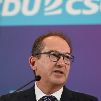 CSU-Landesgruppenchef: Dobrindt will arbeitslose Flüchtlinge in die Ukraine zurückschicken