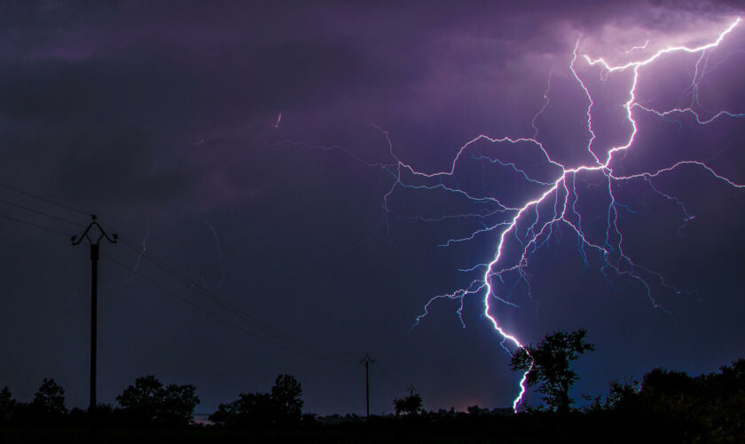 Orages : vigilance orange pour 7 départements, la canicule résiste dans le sud-est