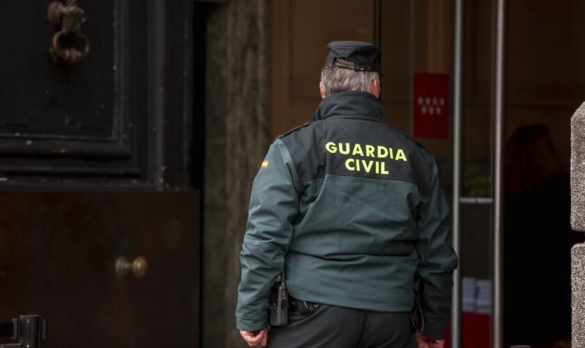 Detienen a un joven de 25 años por una decena de robos violentos a personas mayores  en Totana (Murcia)