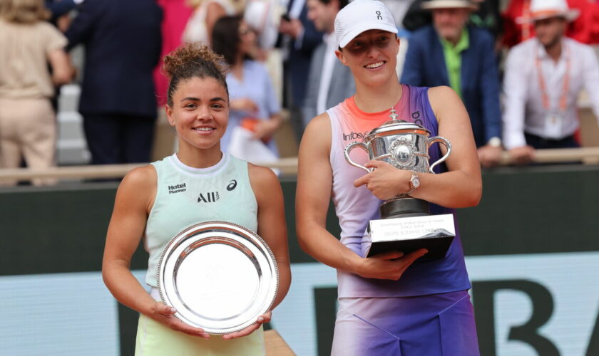 « Elle joue incroyablement bien ici » : Iga Swiatek, puissance 4 à Roland-Garros