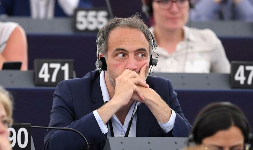 Européennes: à Strasbourg, ces élus français qui votent à rebours de leur groupe politique