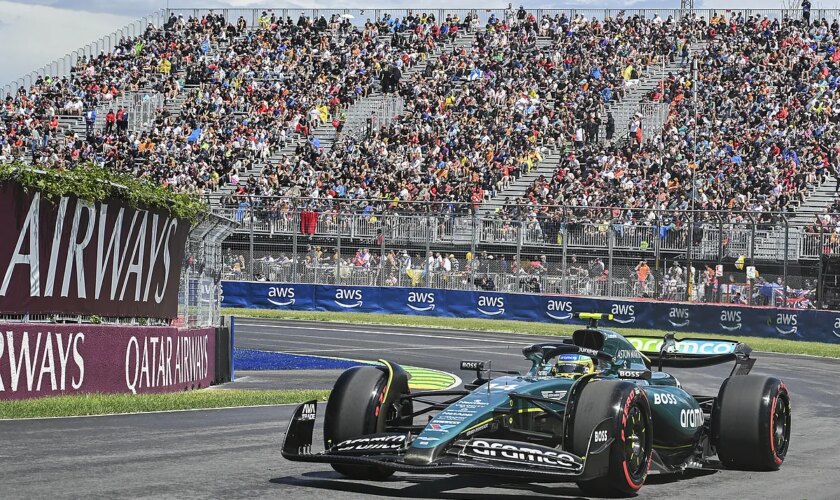 Fernando Alonso aprovecha el momento y marca el mejor crono en Montreal