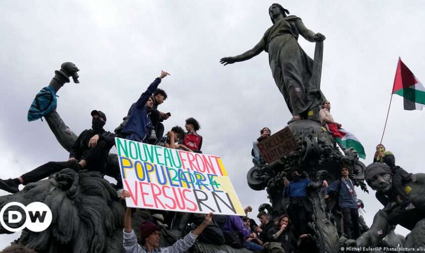 French march against far-right National Rally as polls loom