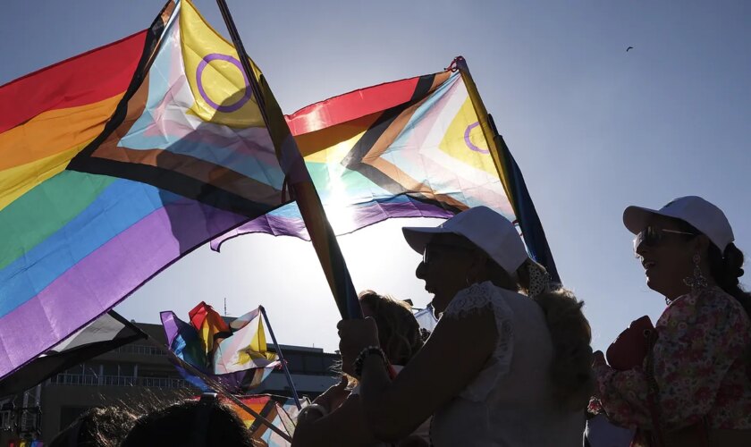 La Corte de Constitucionalidad pide que el desfile de la diversidad sexual "respete" la "integridad física, psíquica y moral" de la niñez