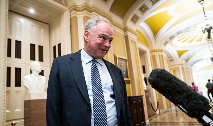 Sen. Kaine wants more career, fewer political-fundraising ambassadors