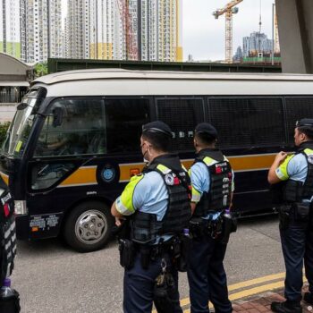 Anti-government protesters march again Beijing