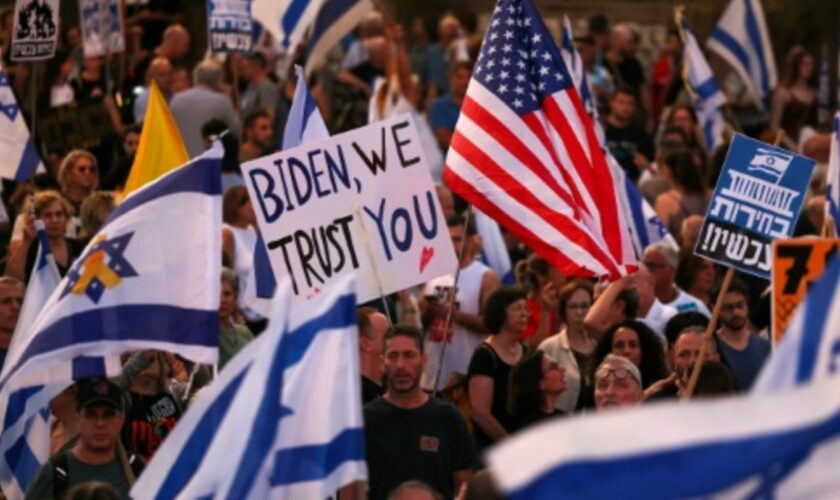 Demonstration in Tel Aviv für Annahme des Plans