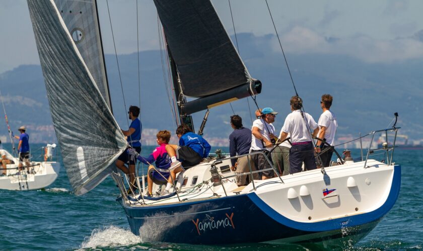 «Yamamay», vencedor absoluto de la Regata Getxo-Santander