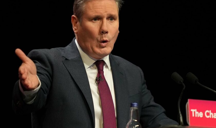 Opnion polls suggest Labour Party leader Keir Starmer will become the next UK prime minister