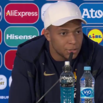 Législatives 2024 : Kylian Mbappé appelle à faire barrage contre le RN, « plus que jamais il faut aller voter »