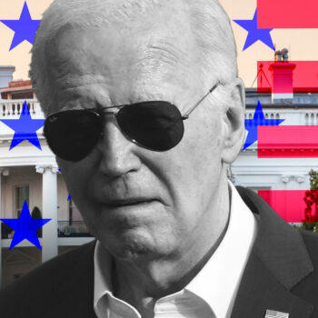 Joe Biden s’entête, les démocrates paniquent : qui craquera en premier ?