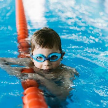 Mum's warning to parents over swimwear colours that can't be seen underwater