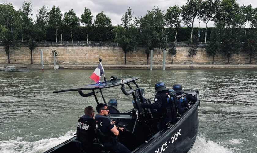 Paris 2024 : les défis de la brigade fluviale à quelques jours de la cérémonie d'ouverture