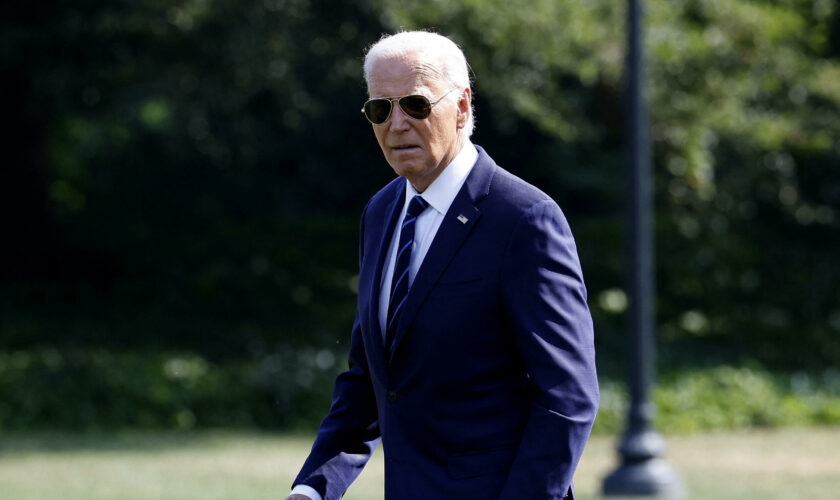 "Mon acuité mentale est sacrément bonne" : Joe Biden tente à nouveau de rassurer sur sa santé