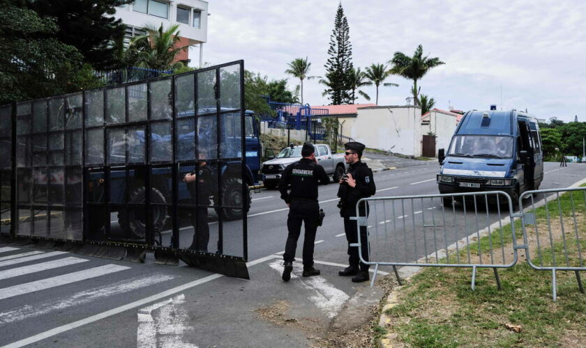 Nouvelle-Calédonie : le couvre-feu allégé à partir de lundi, malgré des violences toujours présentes