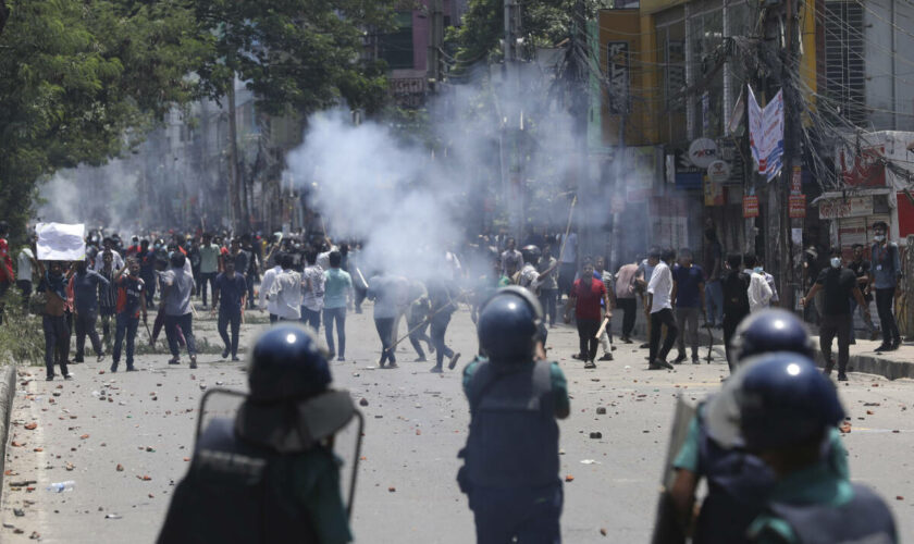 Manifestations meurtrières au Bangladesh : tirs à balles réelles, armée déployée… Le point sur la situation