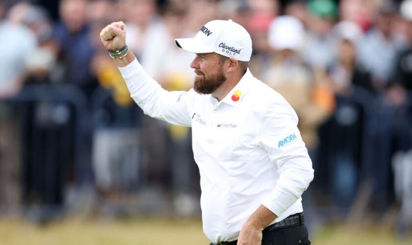 The Open 2024 LIVE: Golf leaderboard and scores as Shane Lowry and Justin Rose begin third round in the rain