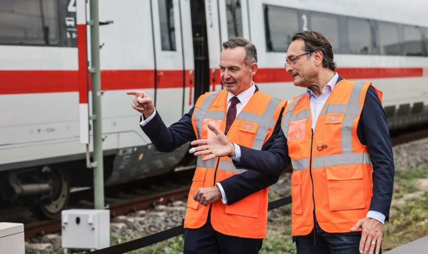 Deutsche Bahn: Volker Wissing kritisiert Deutsche Bahn für mangelnde Pünktlichkeit