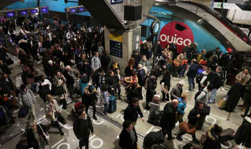 La SNCF dénonce une « attaque massive », des paralysies sur des lignes TGV à l’ouest, au nord et à l’est