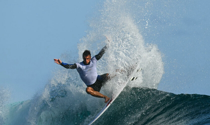 JO de Paris : à Tahiti la météo pour les premières épreuves de surf n’a rien à voir avec celle de Paris