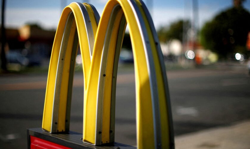 FILE PHOTO: The logo of McDonald's (MCD) is seen in Los Angeles, California, United States, April 22, 2016. REUTERS/Lucy Nicholson/File Photo