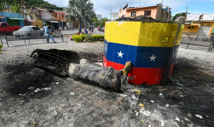 Chávez statues toppled across Venezuela as election protests rage on