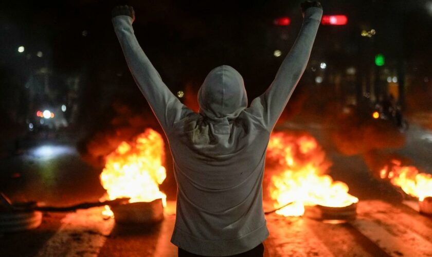 „Diese Regierung wird fallen“ – Elf Tote bei Protesten gegen Maduros Wiederwahl