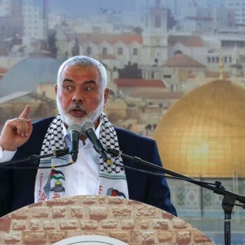 Le chef chef du Hamas, Ismaïl Haniyeh, s'exprime lors d'un rassemblement public à Saïda, dans le sud du Liban, le 26 juin 2022