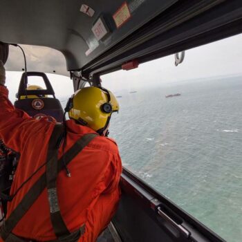 Aux Philippines, du fioul s’échappe du pétrolier naufragé au large de Manille