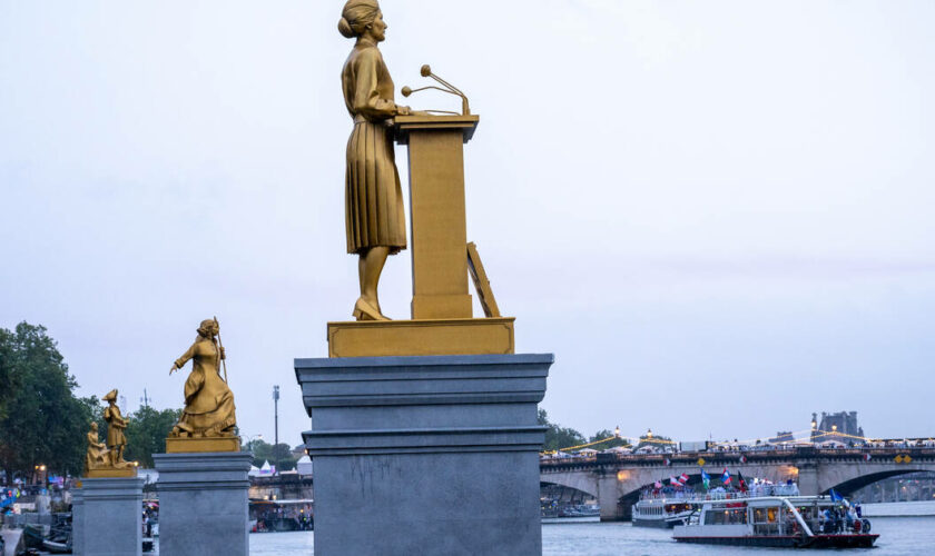 Dans les rues ou derrière des murs ? L’avenir des statues féministes de la cérémonie des JO de Paris 2024 en suspens