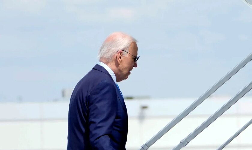 Biden comienza a aceptar que quizás tenga que abandonar la carrera presidencial