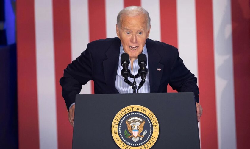 Biden, furioso, desafía al Partido Demócrata y los críticos: "soy el presidente, soy el candidato, no me voy a retirar"