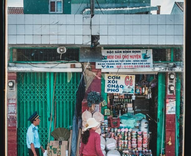 De Hanoï au delta du Mékong, le récit inédit de Douglas Kennedy au Vietnam: épisode 3, deux voyages en train, entre Hô Chi Minh-Ville et Hanoï