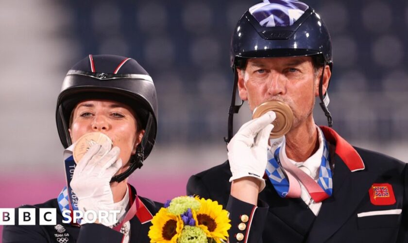 Charlotte Dujardin and Carl Hester in Tokyo in 2021