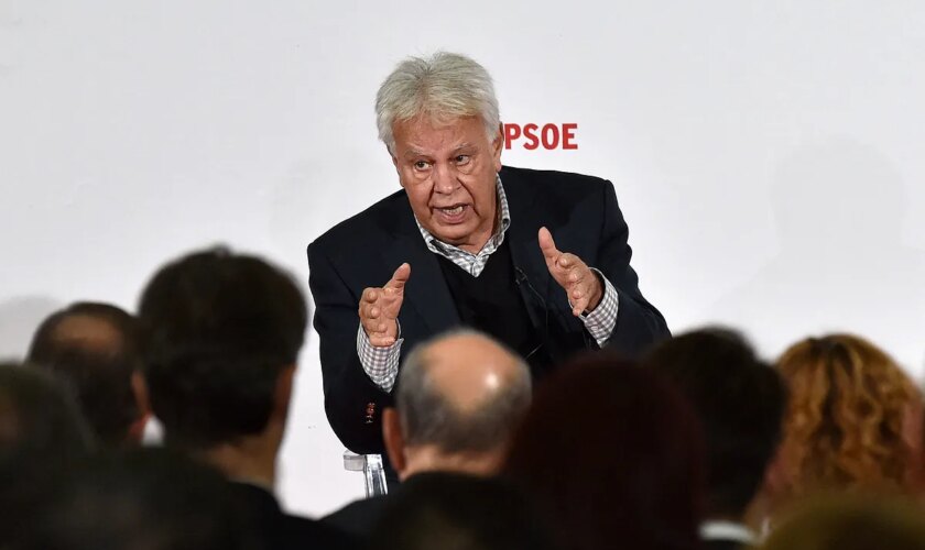 Felipe González se suma a las críticas de los barones del PSOE a la cesión de la soberanía fiscal a Cataluña: "Me siento muy muy cerca de Page, Lambán y Gallardo"