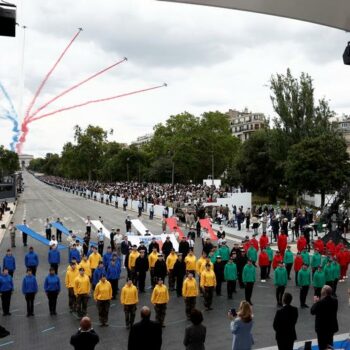 Frankreich feiert Nationalfeiertag mit weniger Tamtam