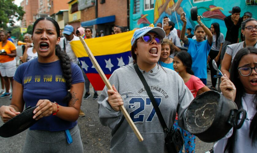 Gran cacerolada en Caracas contra el fraude de Nicolás Maduro en las elecciones de Venezuela