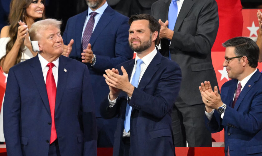 La barbe du colistier de Donald Trump le fait déjà entrer dans l'histoire