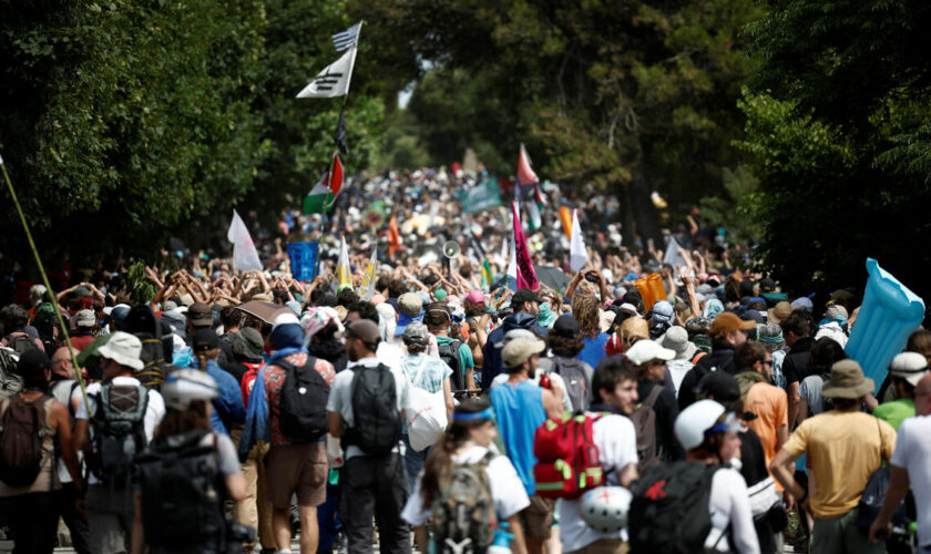 Manifestation anti-bassines : les organisateurs se disent « fiers » d’un rassemblement « massif »