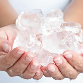 Mum outlines 'easy' way to make ice cubes – without buying a tray