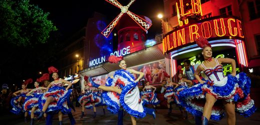 Paris: Moulin Rouge feiert Einweihung der neuen Mühlenflügel