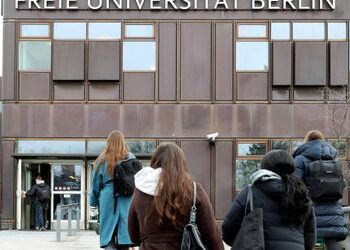 Pro-Palästina-Protest: Polizei räumt Hörsaal der FU Berlin